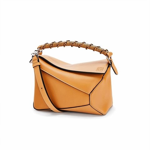 [Premium] LOEWE 로에베 퍼즐백 A510P60X01
