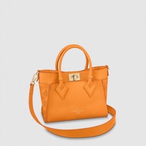 [Premium] LOUIS VUITTON 루이비통 온 마이 사이드 PM 썸머골드 M57730