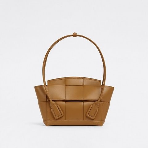 [Premium] BOTTEGA VENETA 보테가베네타 스몰 아르코 캐러멜 575943VMAP19830