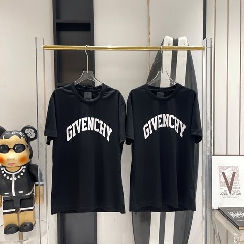 지방시 전면이니셜 반팔티